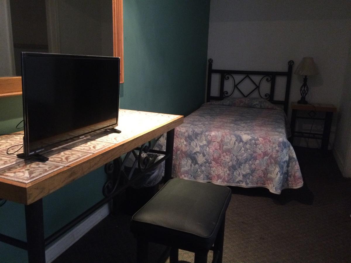Hotel Impala 华雷斯城 外观 照片